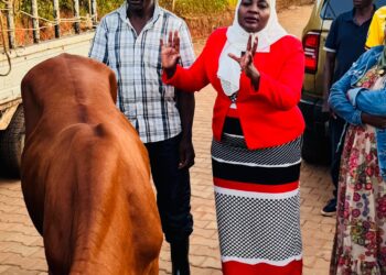 Namyalo Delivers Museveni’s Eid Package to Kawaala Muslims
